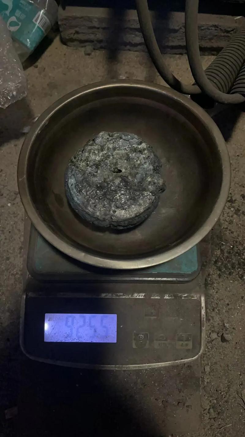 徐州地區(qū)優(yōu)質(zhì)粒子鋼與鐵精粉資源供應(yīng)穩(wěn)定，長(zhǎng)期合作歡迎洽談